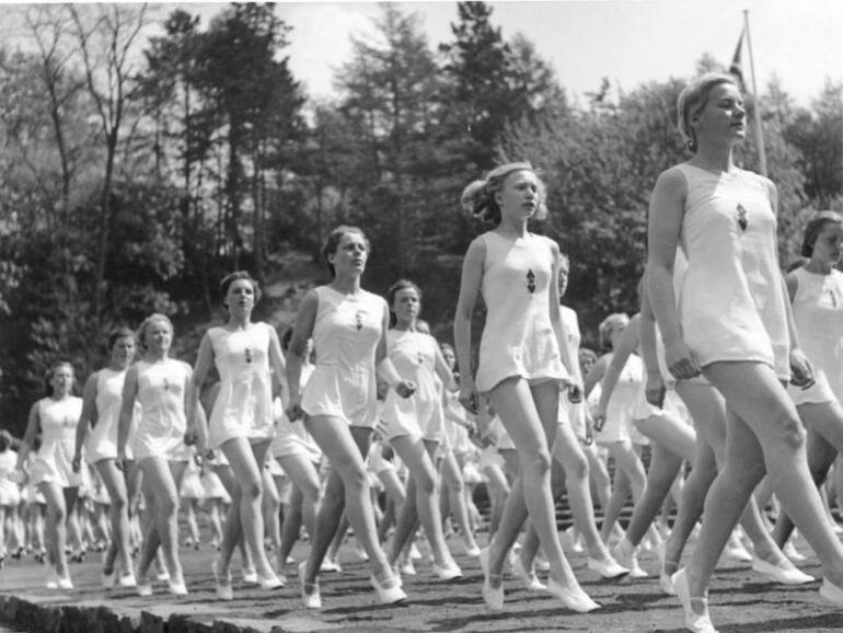 Школа подготовки жён в нацистской Германии